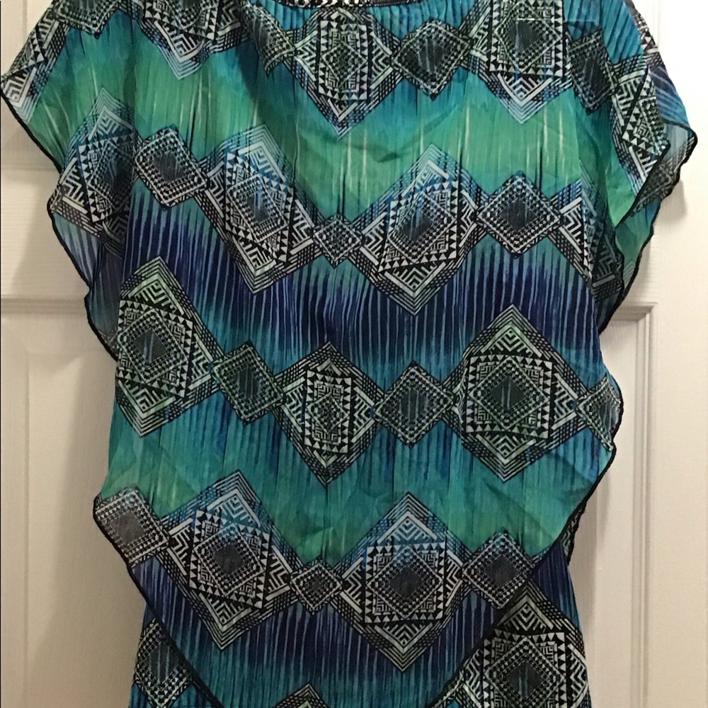 Notations - Sheer Overlay Top - Picture 2 of 3